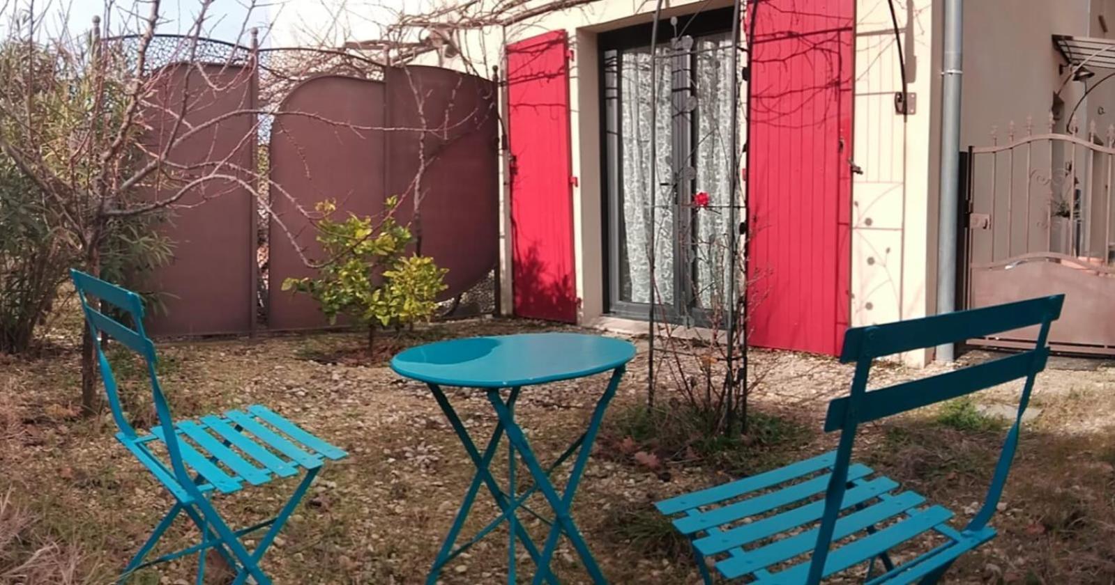 Dunloe Chambre & Terrasse Chez L'Habitant Avec Borne Recharge Electrique Chantemerle-les-Grignan Ngoại thất bức ảnh